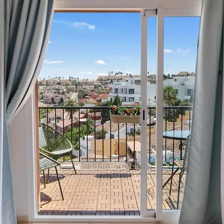Castle And Sea Views Apartament Fuengirola
